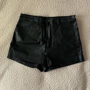 *MUST GO* High Waisted Vegan Leather Hot Pant